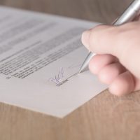 ¿Es válido un contrato de compraventa privado?